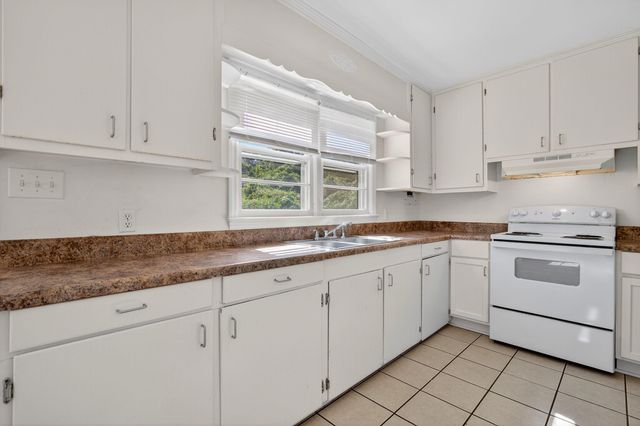 2228 Aleaf Terrace, Spartanburg, SC 29302