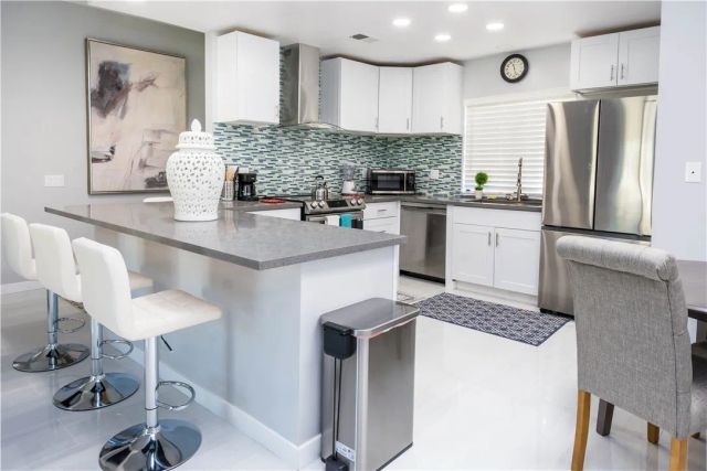 28817 Isleta Court, Cathedral City, CA 92234