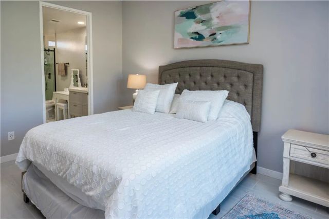 28817 Isleta Court, Cathedral City, CA 92234