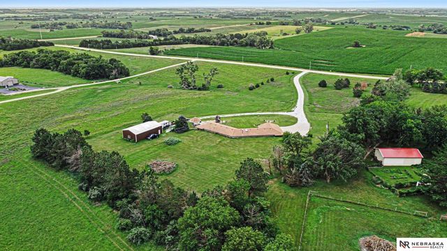 6100 W Waverly Road, Raymond, NE 68428