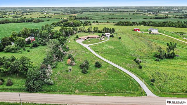 6100 W Waverly Road, Raymond, NE 68428