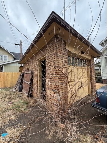 1245 Jewett Drive, Zanesville, OH 43701