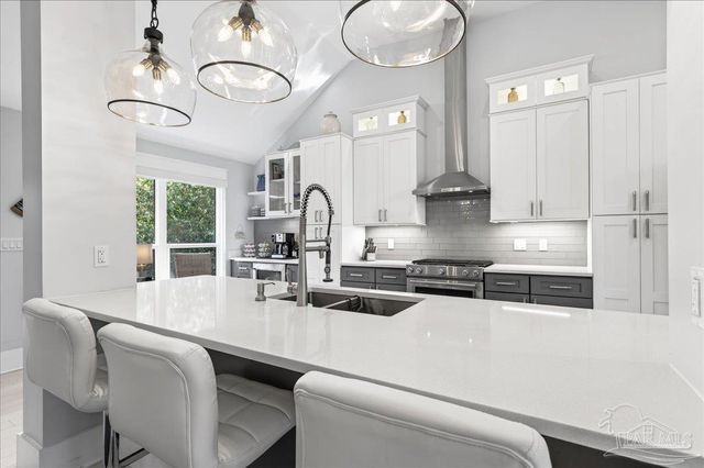 627 Bayshore Dr, Miramar Beach, FL 32550