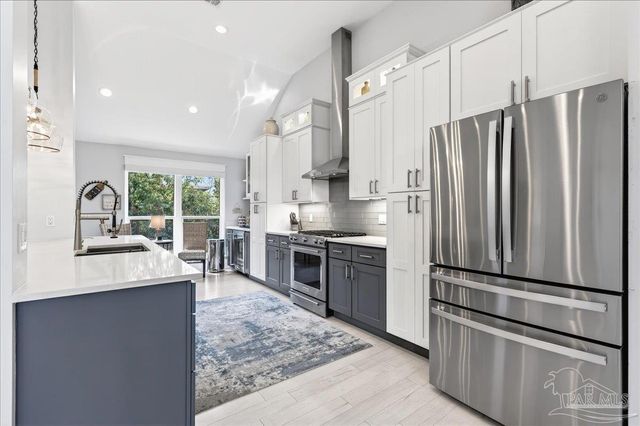 627 Bayshore Dr, Miramar Beach, FL 32550