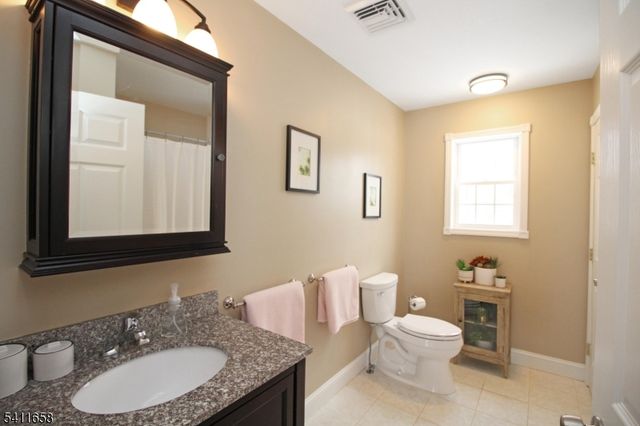 47 Ward Rd, Hardwick Twp., NJ 07825