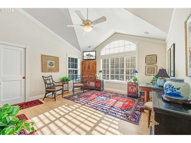 -1 WOODLAND Ln, Florence, OR 97439