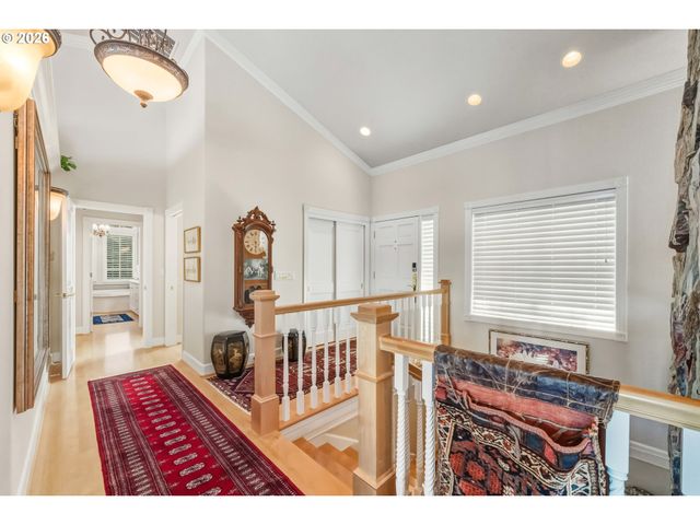 -1 WOODLAND Ln, Florence, OR 97439