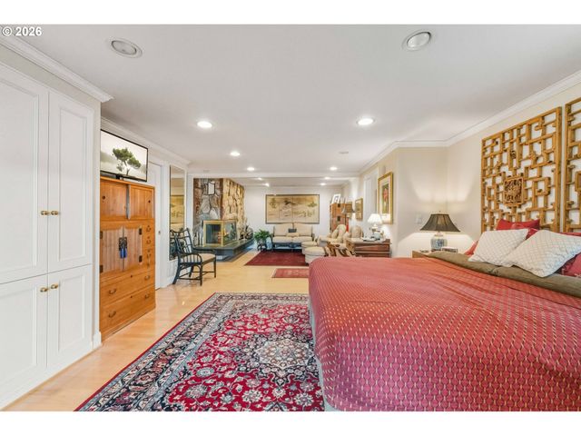 -1 WOODLAND Ln, Florence, OR 97439