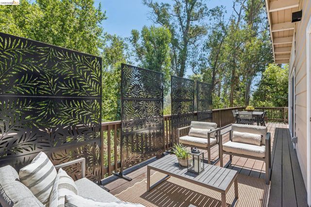 6680 Saroni Dr, Oakland, CA 94611