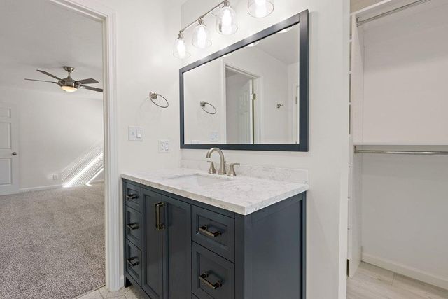 5200 Whittier Dr, Sacramento, CA 95820