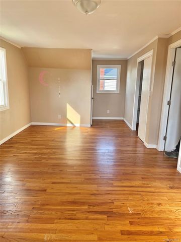 92 S Fulton Street, Westbury, NY 11590