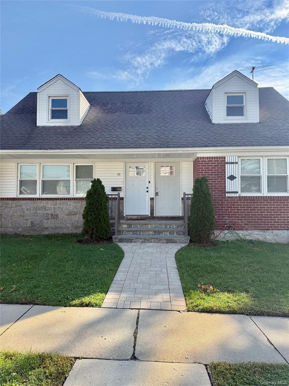 92 S Fulton Street, Westbury, NY 11590