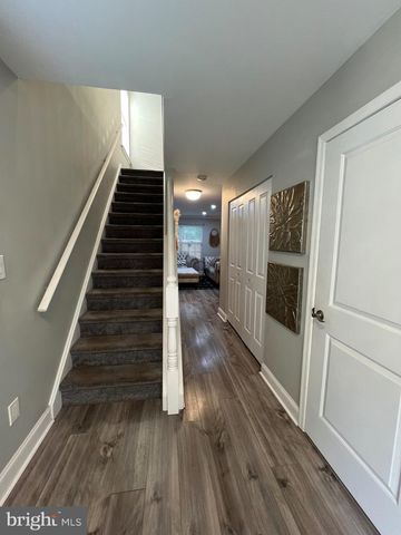 44 MEADOWRUE LN, Sicklerville, NJ 08081
