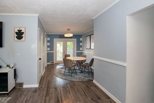 2102 55th Street, Des Moines, IA 50310