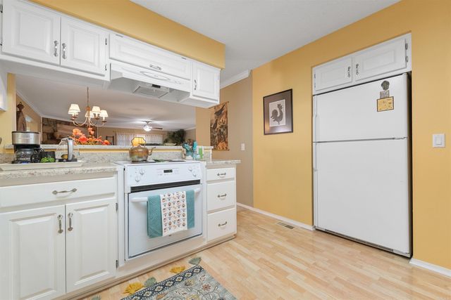 2 Charnela Lane, Hot Springs Village, AR 71909