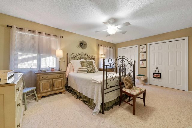 2 Charnela Lane, Hot Springs Village, AR 71909