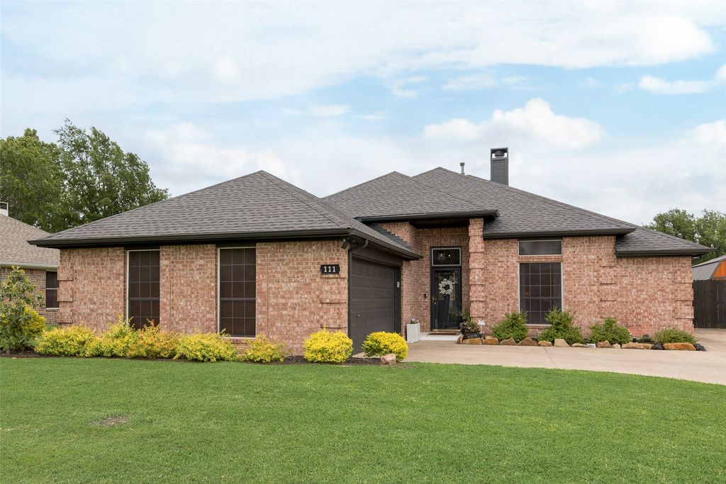 111 Princeton Circle, Forney, TX 75126