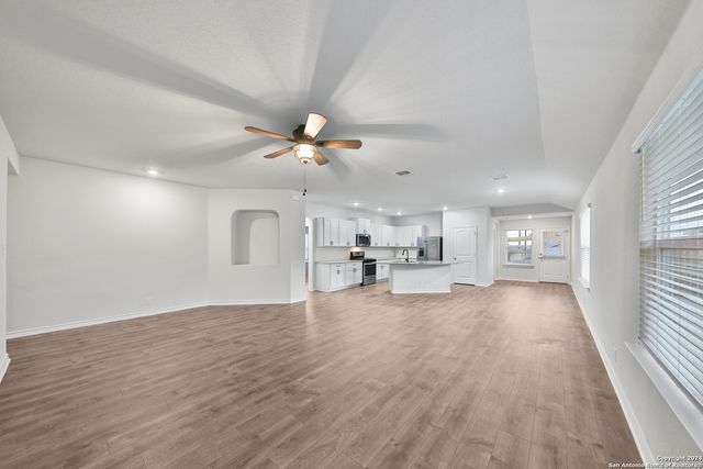 903 Red Merganser, San Antonio, TX 78253