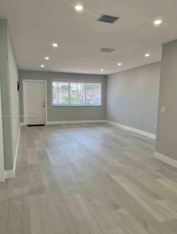 950 NW 36th Avenue 0, Miami, FL 33125