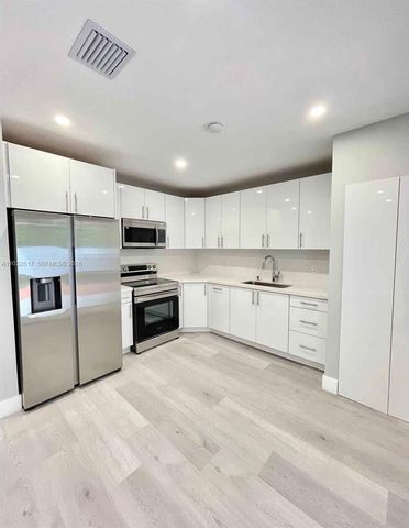 950 NW 36th Avenue 0, Miami, FL 33125