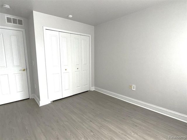 4213 Elizabeth Avenue, Canton, MI 48188