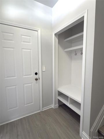 4213 Elizabeth Avenue, Canton, MI 48188