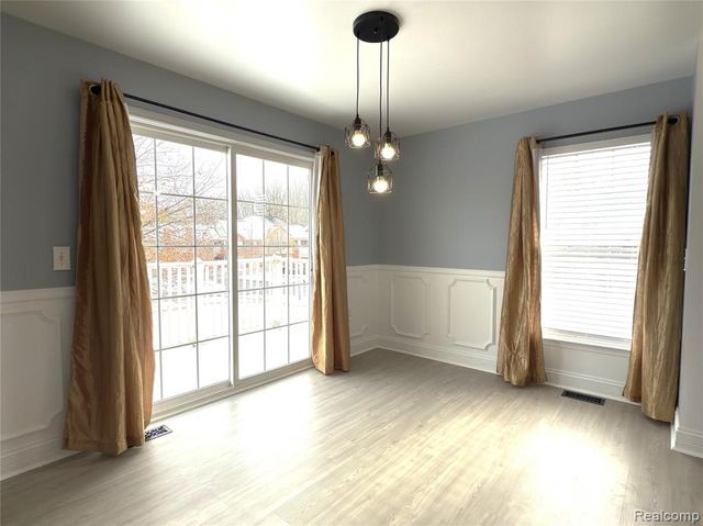 4213 Elizabeth Avenue, Canton, MI 48188