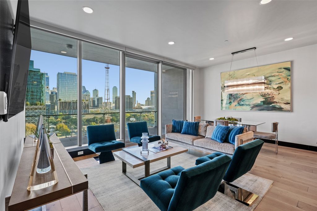 3130 N Harwood Street N 1107, Dallas, TX 75201
