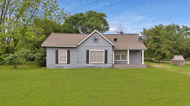 1402 SW County Road 1030 Road, Corsicana, TX 75110