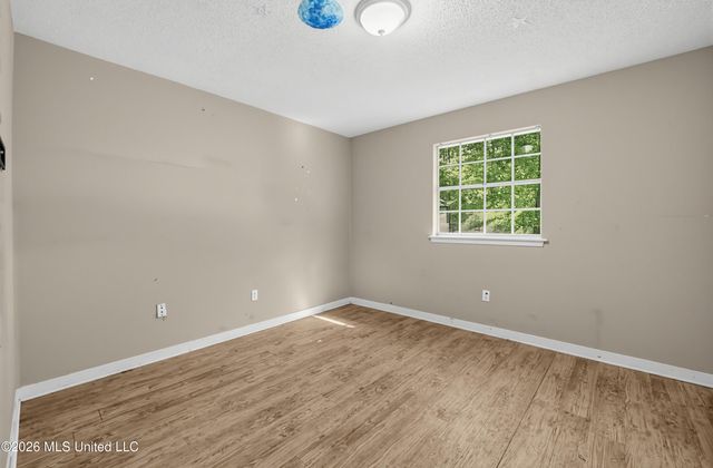 104 Roanwood Court, Clinton, MS 39056