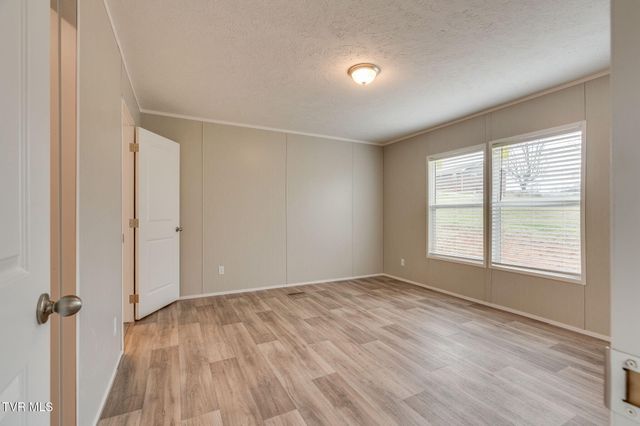 192 Meadow View Road, Rogersville, TN 37857