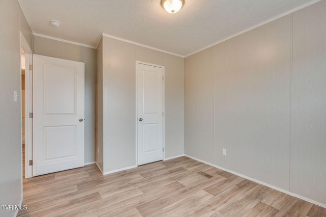 192 Meadow View Road, Rogersville, TN 37857