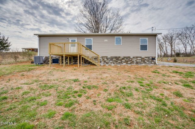 192 Meadow View Road, Rogersville, TN 37857