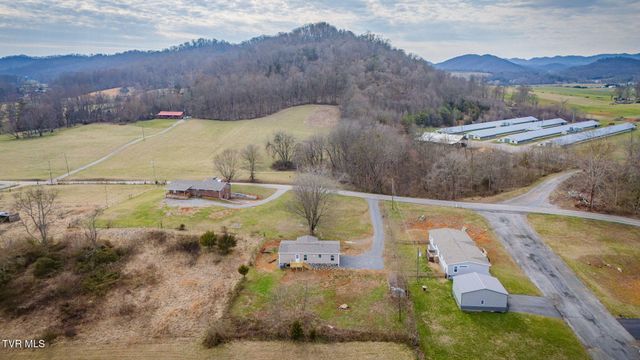192 Meadow View Road, Rogersville, TN 37857