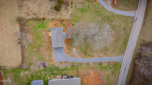 192 Meadow View Road, Rogersville, TN 37857