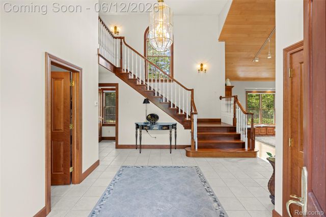 905 Spring Drive, Northville Township, MI 48167
