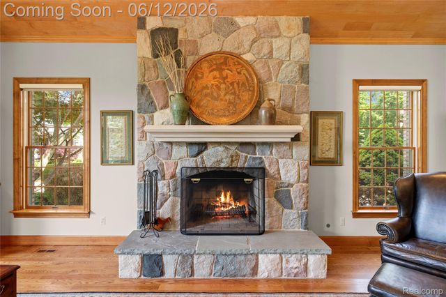 905 Spring Drive, Northville Township, MI 48167