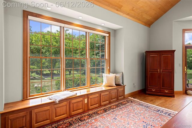 905 Spring Drive, Northville Township, MI 48167