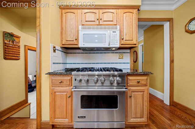 905 Spring Drive, Northville Township, MI 48167