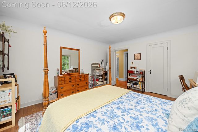 905 Spring Drive, Northville Township, MI 48167