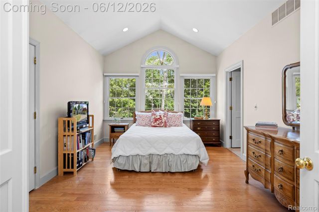 905 Spring Drive, Northville Township, MI 48167