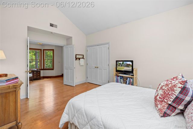 905 Spring Drive, Northville Township, MI 48167