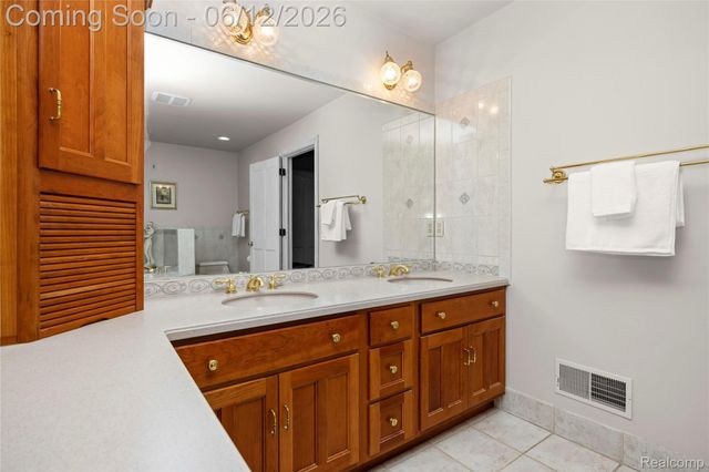 905 Spring Drive, Northville Township, MI 48167