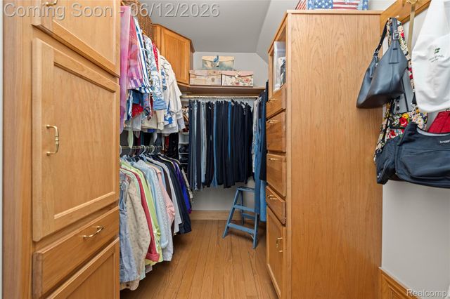 905 Spring Drive, Northville Township, MI 48167