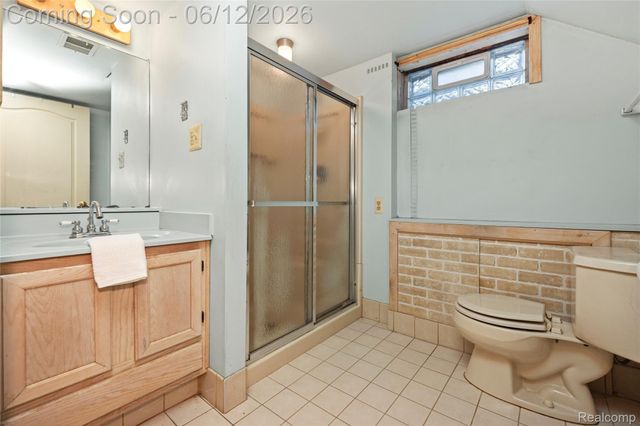 905 Spring Drive, Northville Township, MI 48167