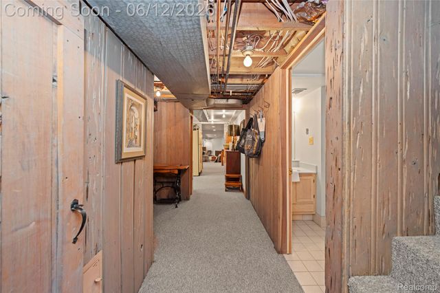 905 Spring Drive, Northville Township, MI 48167
