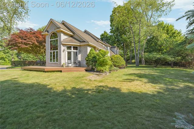 905 Spring Drive, Northville Township, MI 48167