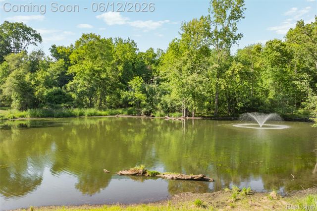 905 Spring Drive, Northville Township, MI 48167