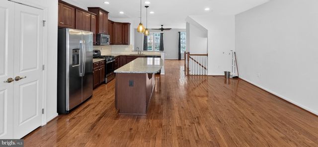 5363 S CENTER DR, Greenbelt, MD 20770