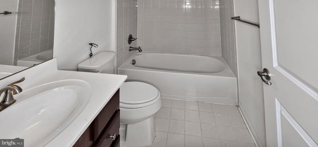 5363 S CENTER DR, Greenbelt, MD 20770